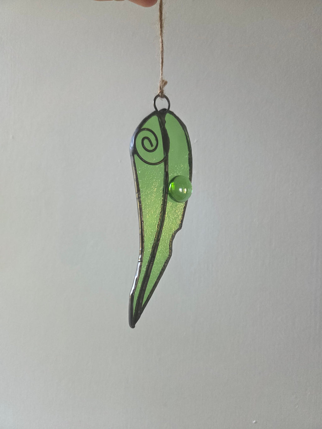 Gum Leaf water drop Handcrafted leadlight sun catcher glass gum leaf 🍃