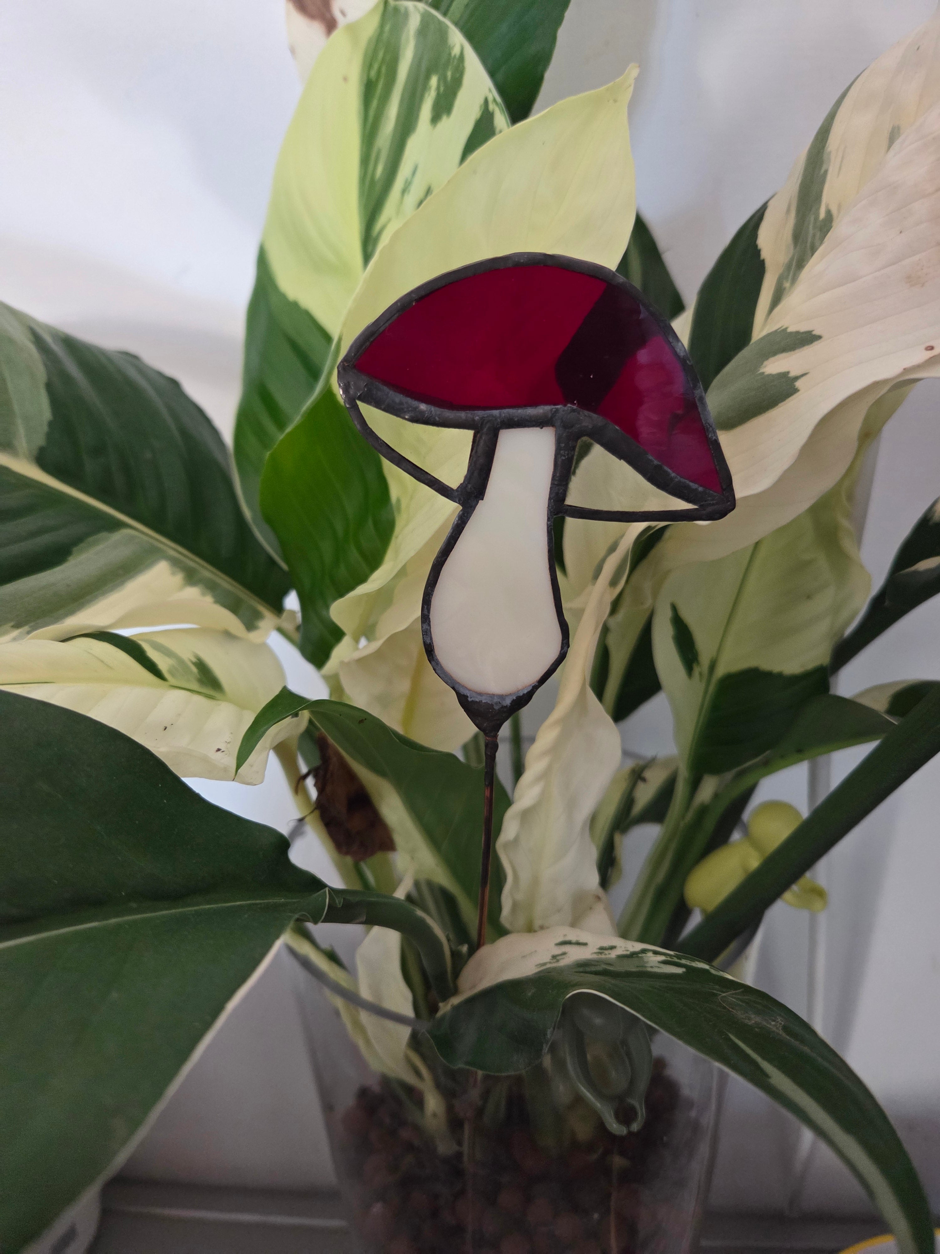 Handcrafted leadlight / stained glass mushroom plant stake decoration - Red